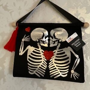 NWT - 9”x13” WAY TO CELEBRATE  Decorative Fabric Halloween hanging sign